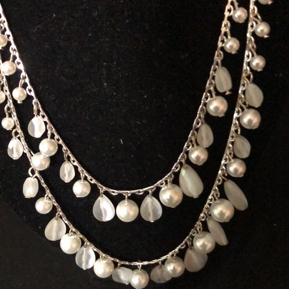 Very elegant necklace layered look - Picture 2 of 3